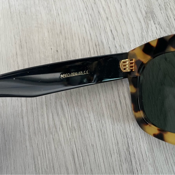 Anine Bing Larchmont tortoise oversized sunglasses - Picture 7 of 9